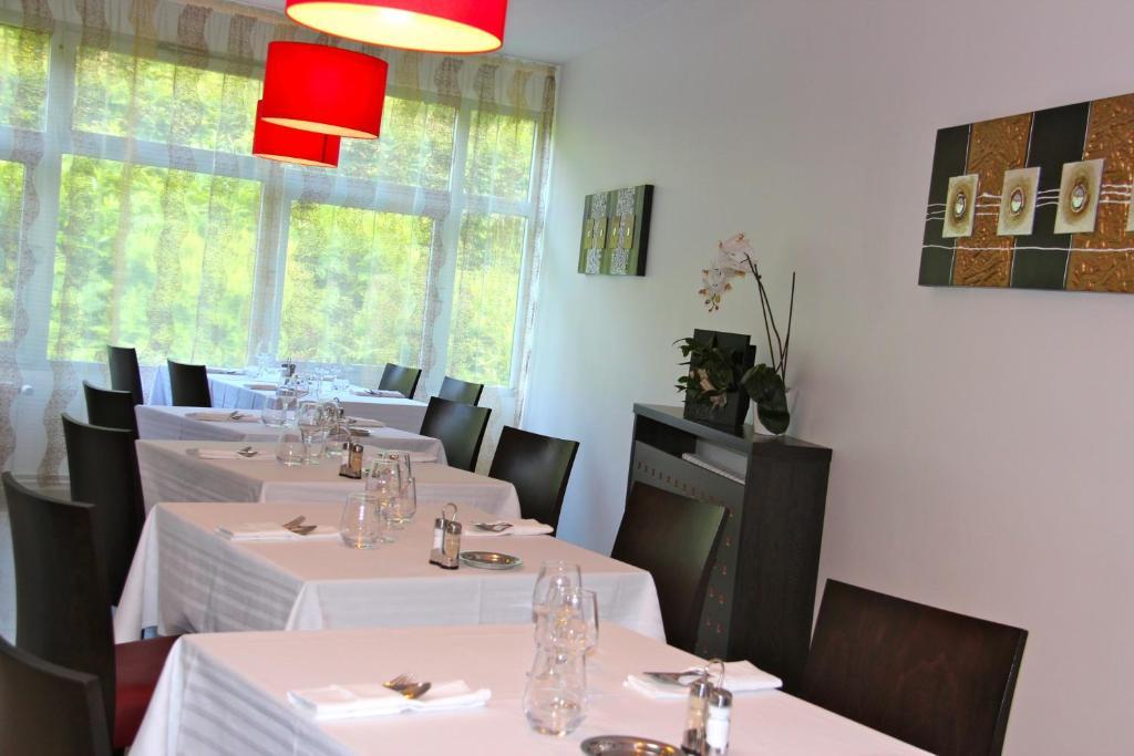 Albert Premier Hotel Bagnoles-de-l'Orne Εξωτερικό φωτογραφία